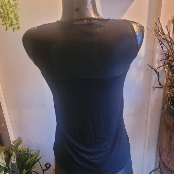 Suzy Shier Black Lace Sleeveless Top - Picture 6 of 7